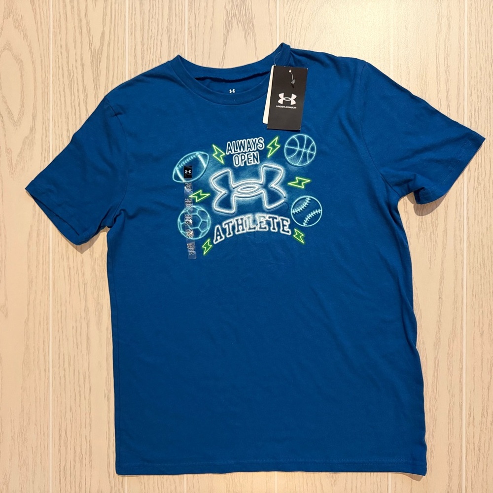 Under Armour Boys YLG Blue Sports Short Sleeve Graphic Tee NEW